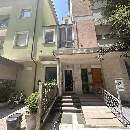 Apartment Cozy Waves - Il Lupo Affitta Cattolica